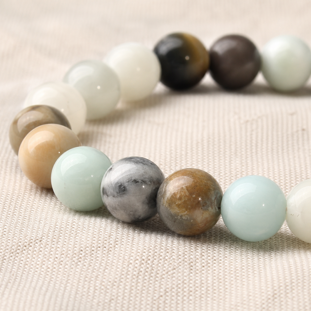 QI KIND Multicolor Polished Bead Bracelet detail image